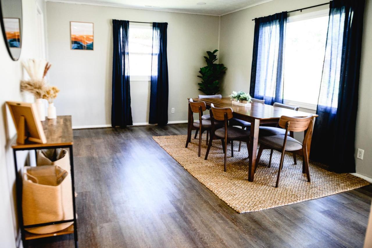 Urban Cottage: Homey & Convenient Гантінґтон Екстер'єр фото
